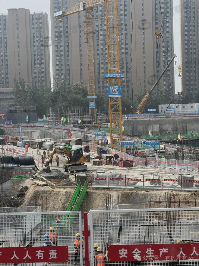 中建云境售楼处电话室外施工进度 楼栋外立面+内部环境 周边环境(图3) 中建云境售楼处电话室外施工进度 楼栋外立面+内部环境 周边环境(图3)