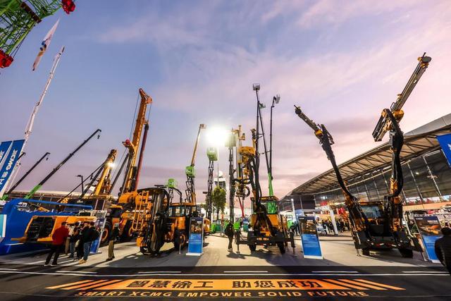 徐工集团bauma CHINA 2024惊艳亮相：展示中国工程机械的硬核实力(图12)