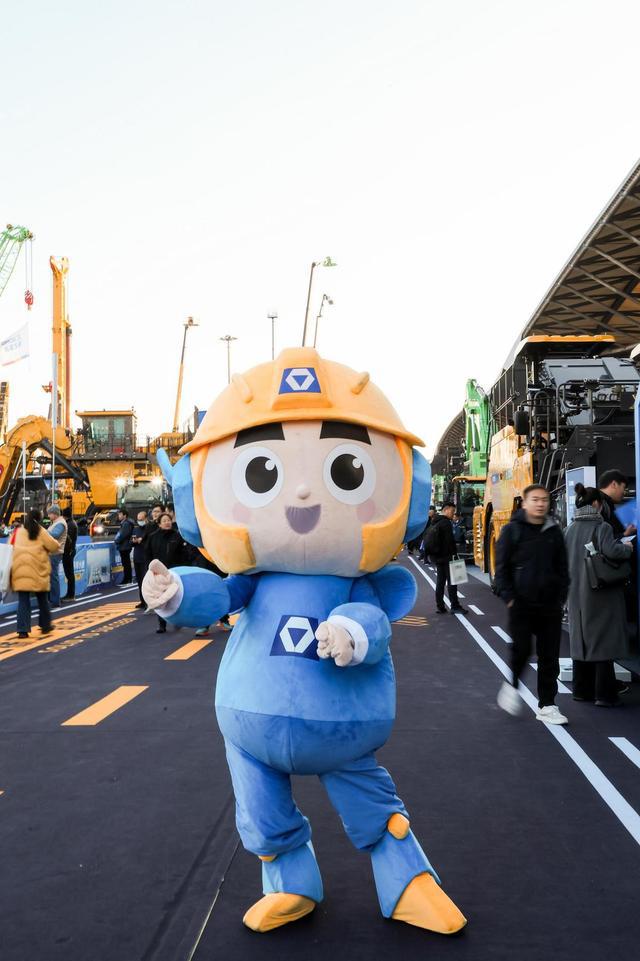 徐工集团bauma CHINA 2024惊艳亮相：展示中国工程机械的硬核实力(图19)