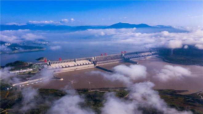 水泥寿命仅50年!国家2100亿建的三峡大坝难道很快就到年限了?(图5) 水泥寿命仅50年!国家2100亿建的三峡大坝难道很快就到年限了?(图5)