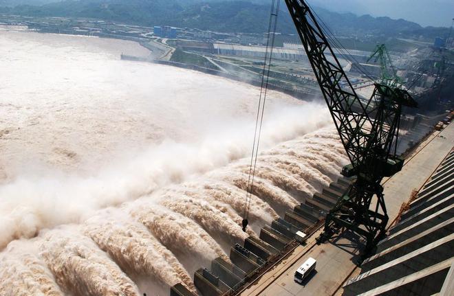水泥寿命仅50年!国家2100亿建的三峡大坝难道很快就到年限了?(图23) 水泥寿命仅50年!国家2100亿建的三峡大坝难道很快就到年限了?(图23)